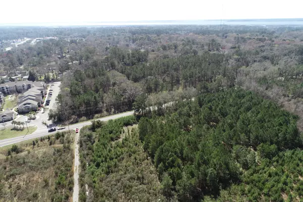 41 Grober Hill RD Road, Port Royal, SC 29935