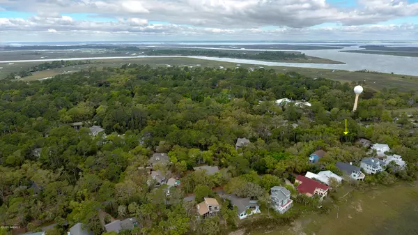 Fripp Island, SC 29920,104 Cardinal Crest LN Lane