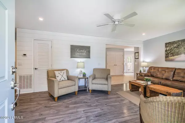 Port Royal, SC 29935,915 11th ST Street