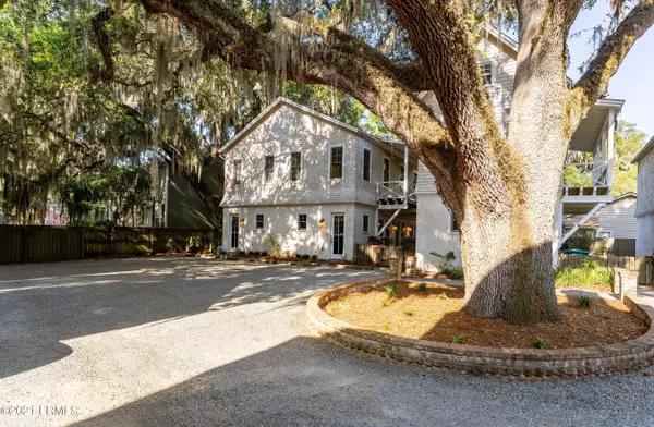 Port Royal, SC 29935,905 16th ST Street