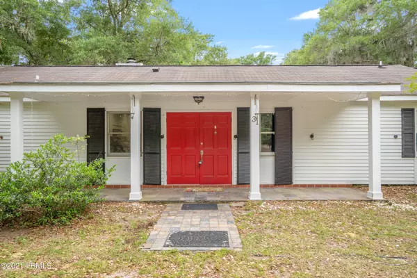 31 Hall PATH Path, St. Helena Island, SC 29920