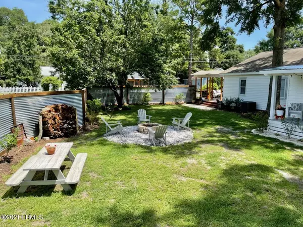 Ridgeland, SC 29936,659 N Jasper ST Street