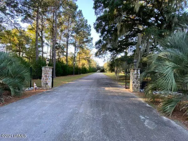 St. Helena Island, SC 29920,119 Jenkins Bluff RD Road