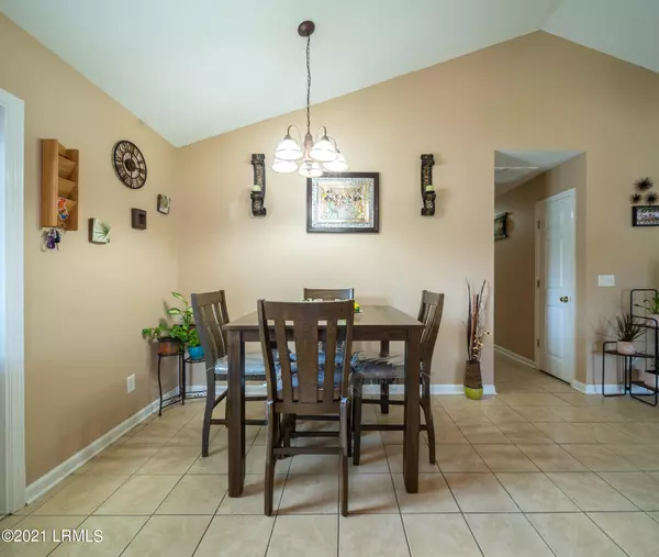 Bluffton, SC 29910,42 W Morningside DR Drive