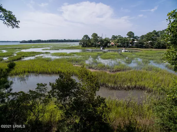 74 Crosstree DR Drive, Hilton Head Island, SC 29926