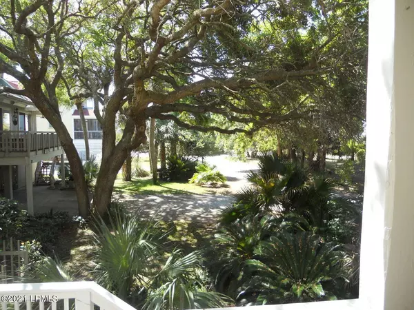 Fripp Island, SC 29920,352 Tarpon BLVD Boulevard