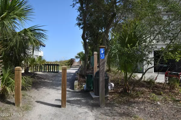 Fripp Island, SC 29920,352 Tarpon BLVD Boulevard