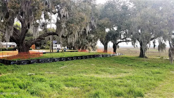 Port Royal, SC 29935,805 10th ST Street