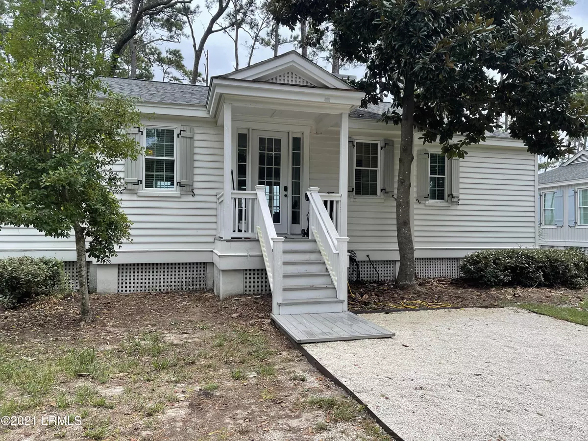 Daufuskie Island, SC 29915,92 Avenue Of Oaks