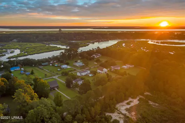 Ridgeland, SC 29936,189 Deloss Point RD Road