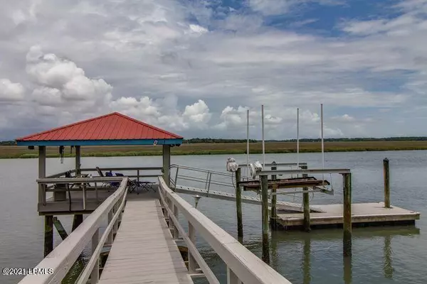 10 Comfort PT Point, St. Helena Island, SC 29920