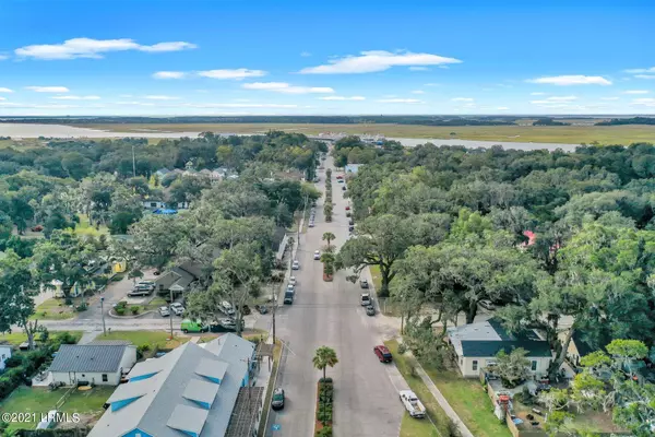 Port Royal, SC 29935,913 16th ST Street