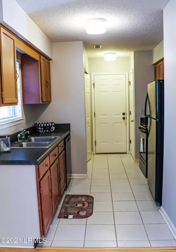 Port Royal, SC 29935,629 Fort Frederick CIR Circle