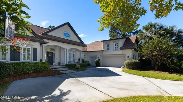 Hilton Head Island, SC 29926,9 Clyde LN Lane