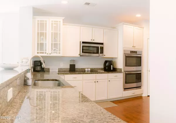 Hilton Head Island, SC 29926,28 Jarvis Creek LN Lane