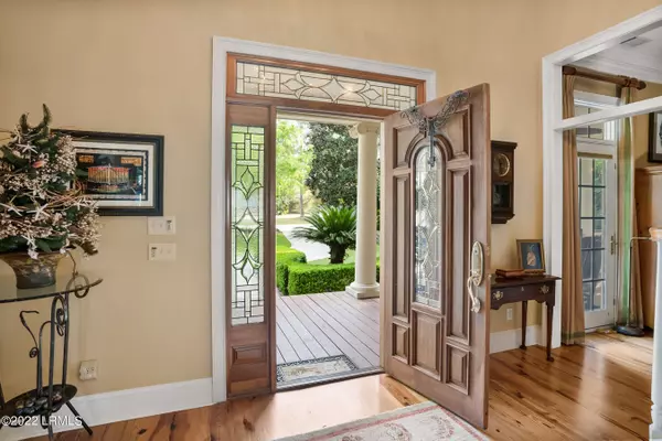 Beaufort, SC 29907,18 Indigo LOOP Loop