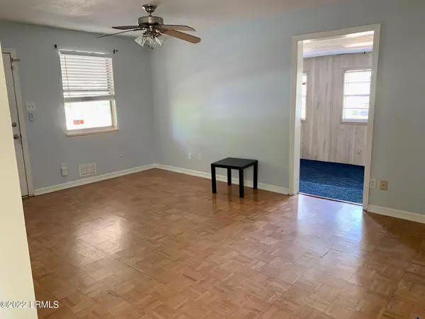 Port Royal, SC 29935,2612 Smilax Ave.