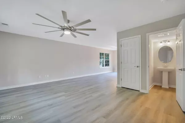 Okatie, SC 29909,136 Southside Pkwy Parkway