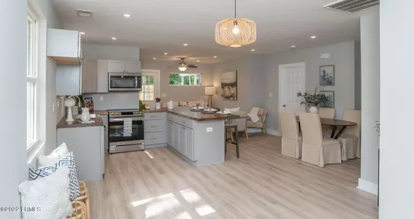 Port Royal, SC 29935,1802 Courtland ST Street