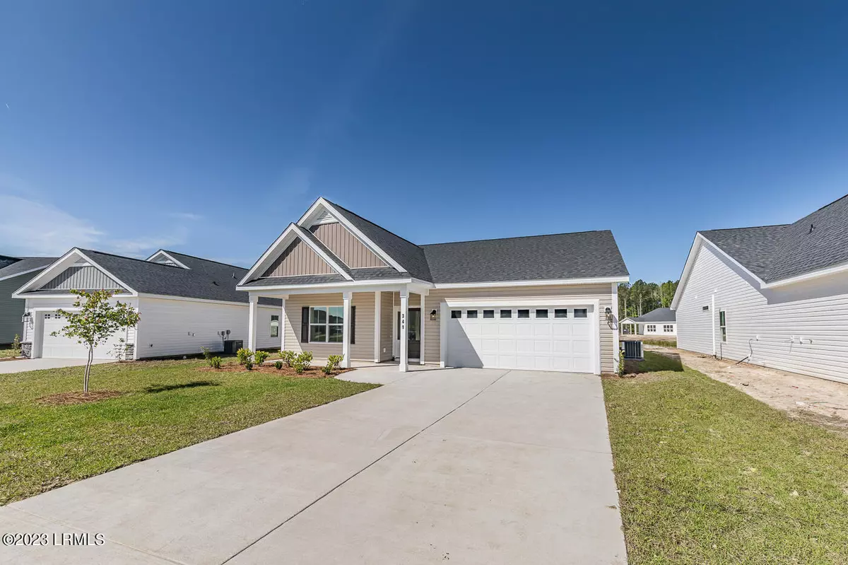 Ridgeland, SC 29936,341 Sergeant Jasper CIR Circle