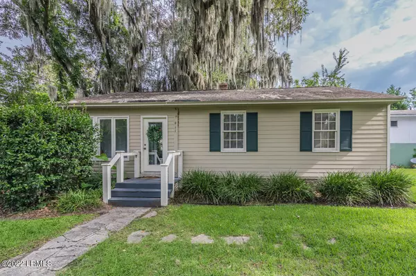 Beaufort, SC 29902,911 Laudonniere ST Street