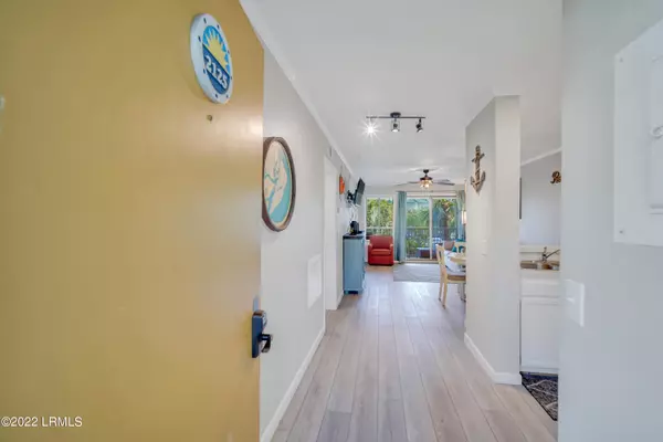 663 William Hilton Pkwy Parkway, Hilton Head Island, SC 29928