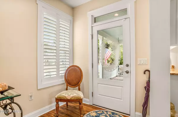 Port Royal, SC 29935,721 14th ST Street