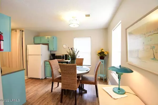 Port Royal, SC 29935,808 10th ST Street