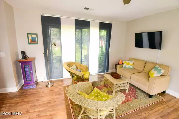 Port Royal, SC 29935,808 10th ST Street