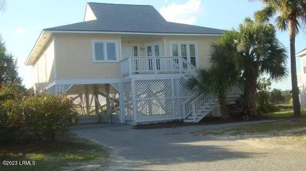 8 Nautical Watch WAY Way, Harbor Island, SC 29920