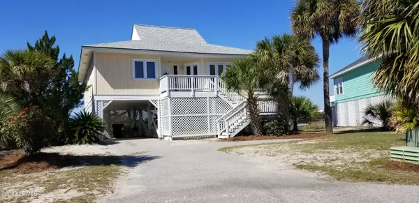 8 Nautical Watch WAY Way, Harbor Island, SC 29920