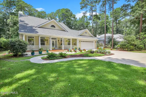 Bluffton, SC 29910,205 Whiteoaks CIR Circle