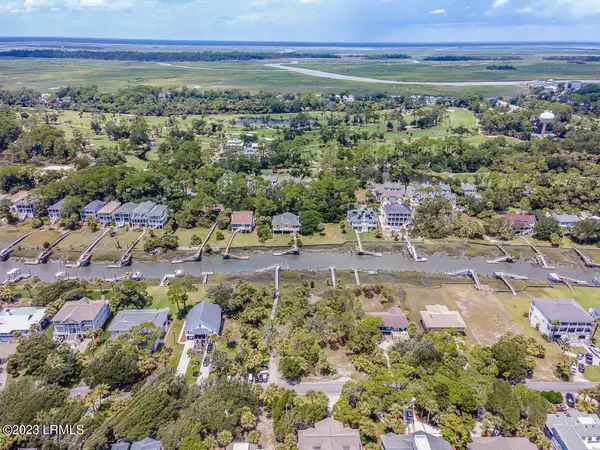 Fripp Island, SC 29920,423 Tarpon Boulevard