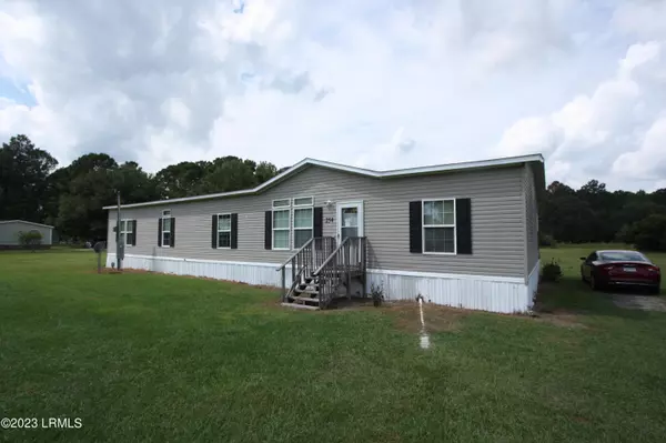 Yemassee, SC 29945,254 Davidson Tower RD Road