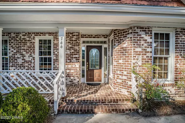 Dataw Island, SC 29920,744 N Reeve RD Road