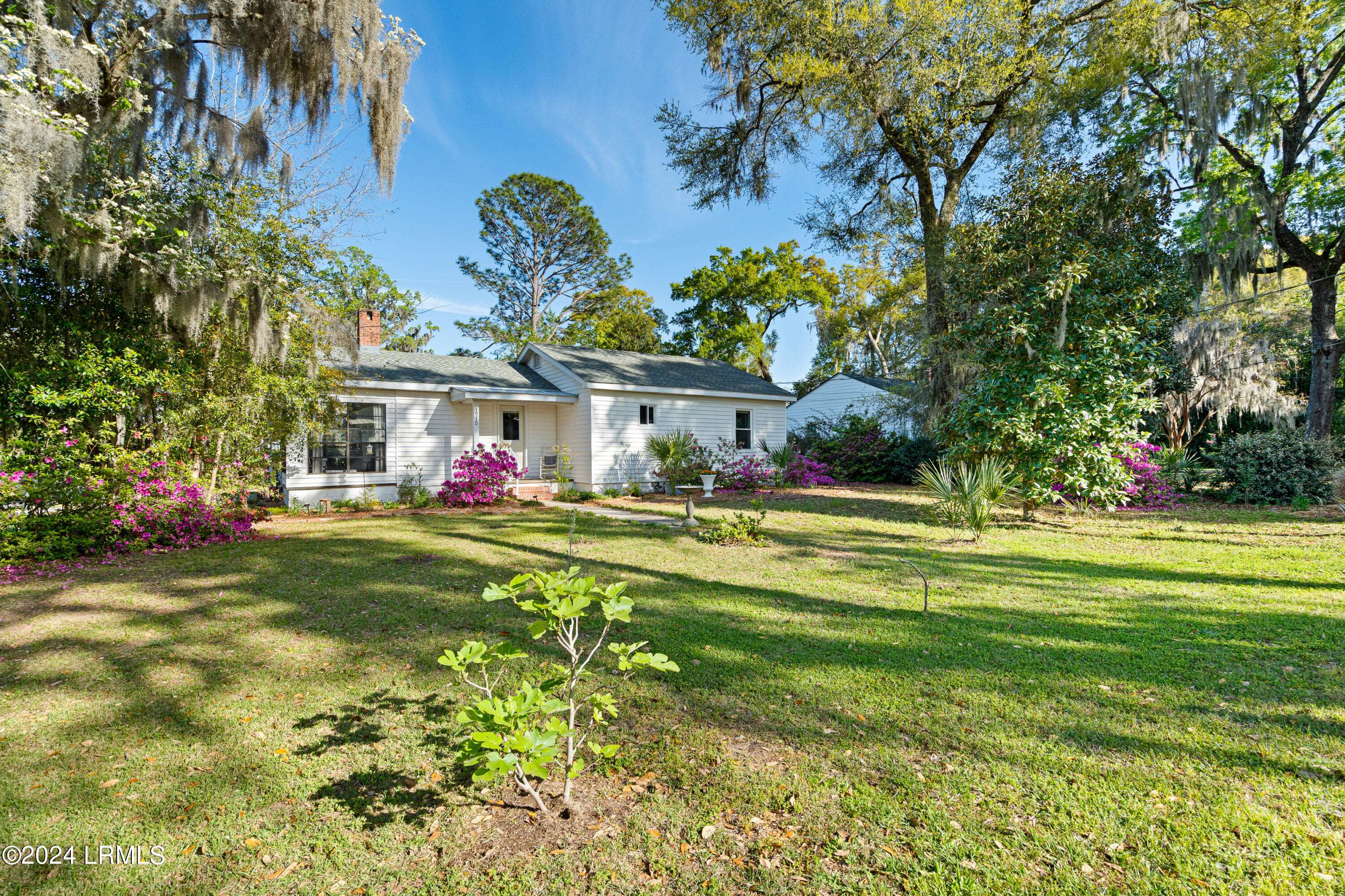 1715 Pigeon Point RD Road, Beaufort, SC 29902