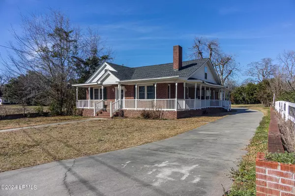 Barnwell, SC 29812,431 Hagood AVE Avenue