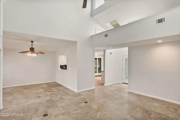 Dataw Island, SC 29920,625 S Reeve RD Road