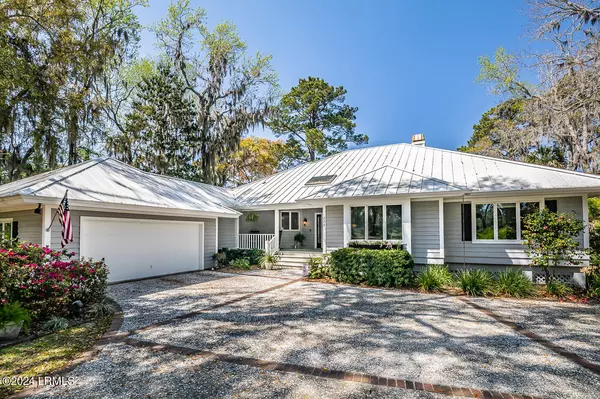 Dataw Island, SC 29920,228 Cotton Dike RD Road