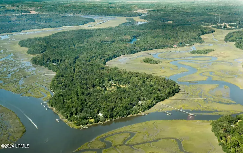 Seabrook, SC 29940,84 Barnaby BLF Bluff