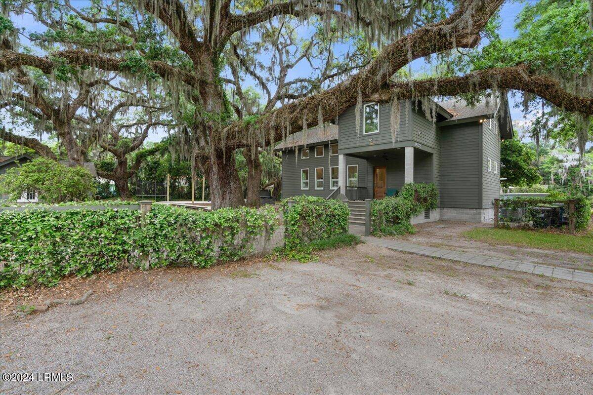 Beaufort, SC 29902,1302 Charles ST Street