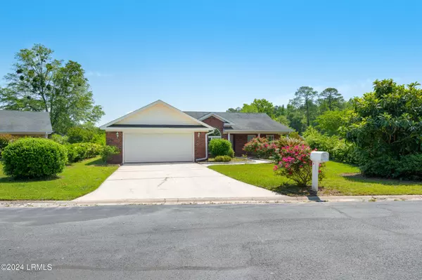 36 Three Tee CIR Circle, Ridgeland, SC 29936