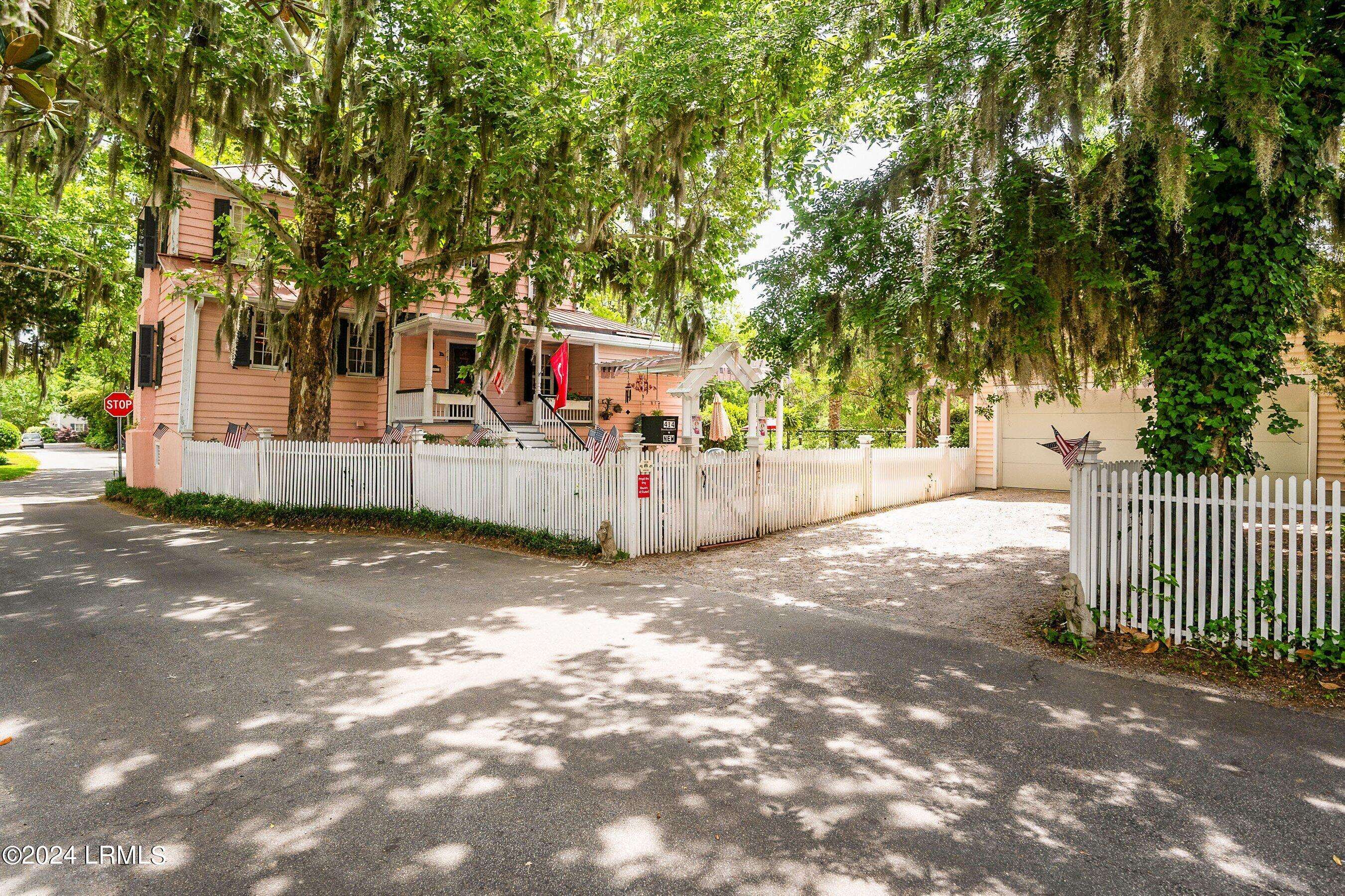 Beaufort, SC 29902,414 New ST Street