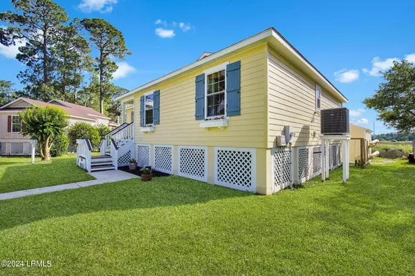 Beaufort, SC 29902,2927 Waters Edge CT Court