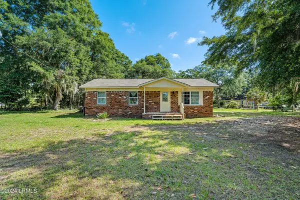 31 Gregory DR Drive, St. Helena Island, SC 29920