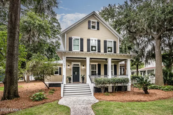 162 Coosaw Club DR Drive, Beaufort, SC 29907