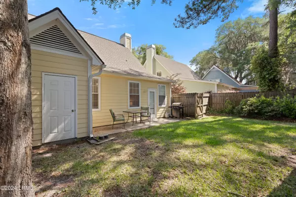 Port Royal, SC 29935,10 Mariners CT Court