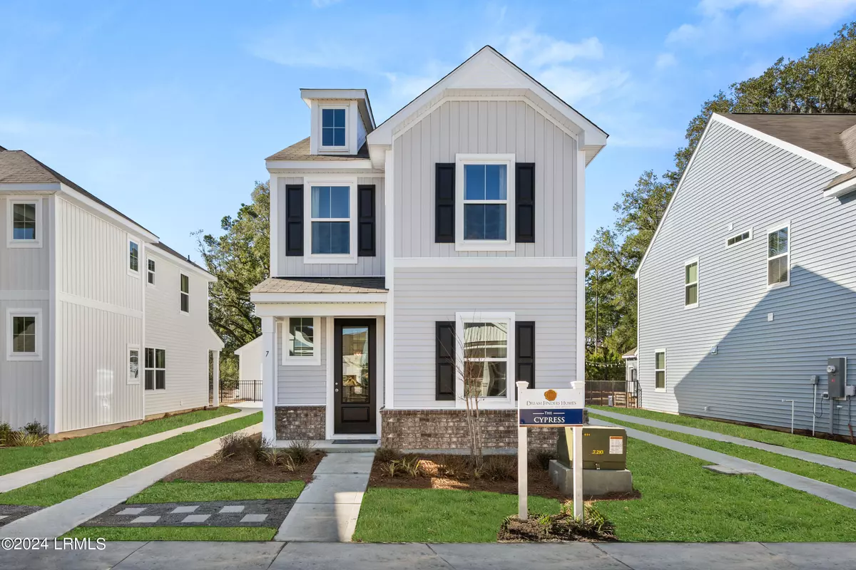 Okatie, SC 29909,33 Whispering Oaks CIR Circle
