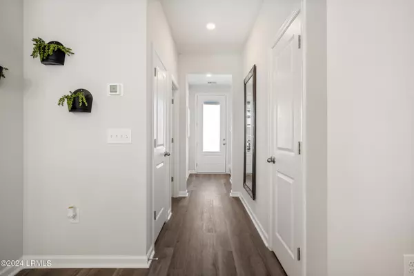 Okatie, SC 29909,33 Whispering Oaks CIR Circle