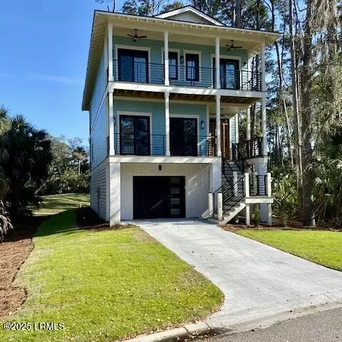 Fripp Island, SC 29920,155 Davis Love DR Drive